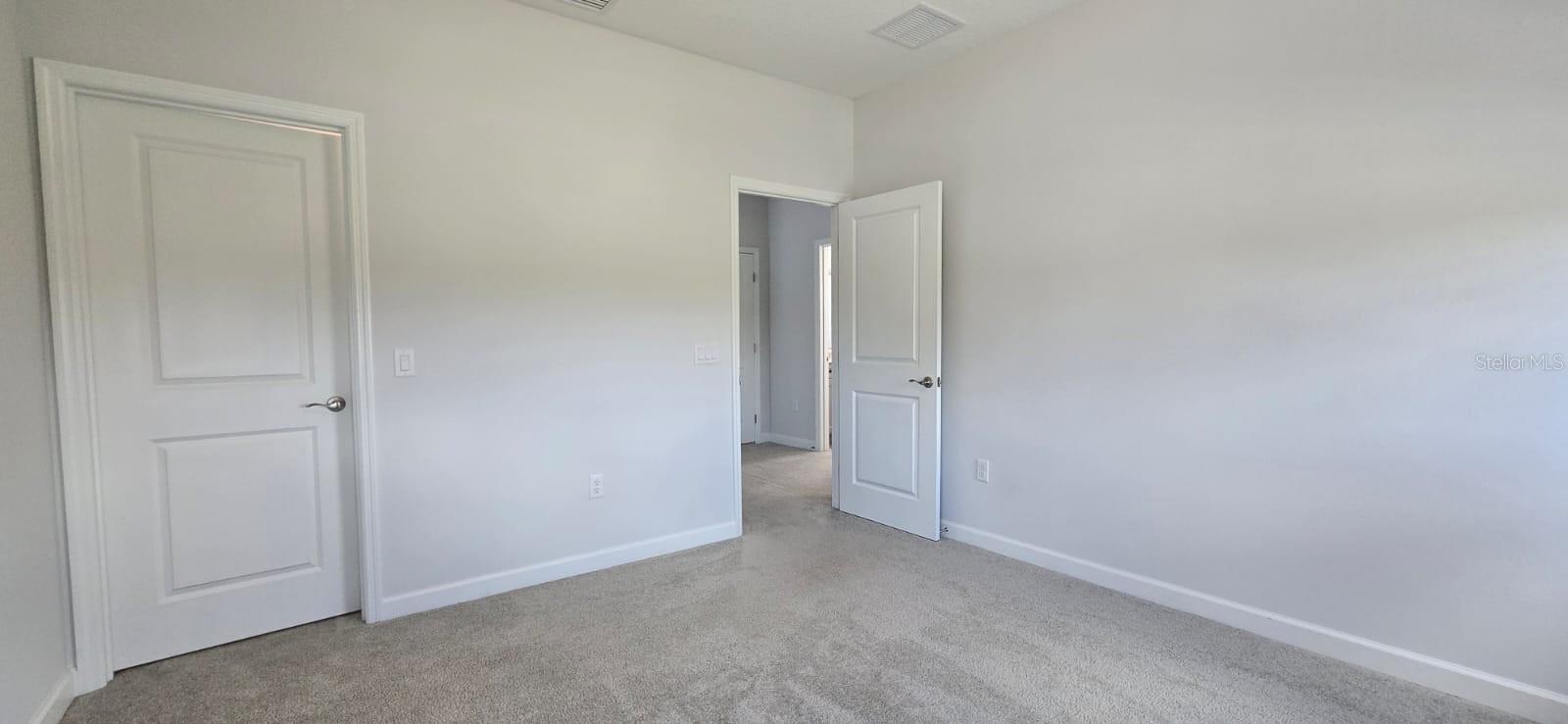 HAMPTON LNDG/PROVIDENCE - Residential Lease