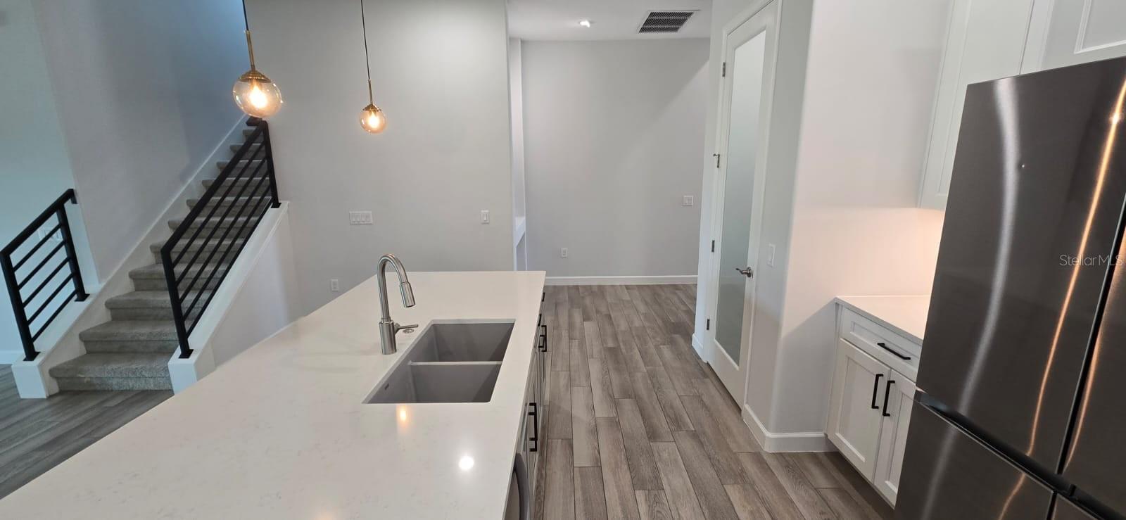 HAMPTON LNDG/PROVIDENCE - Residential Lease