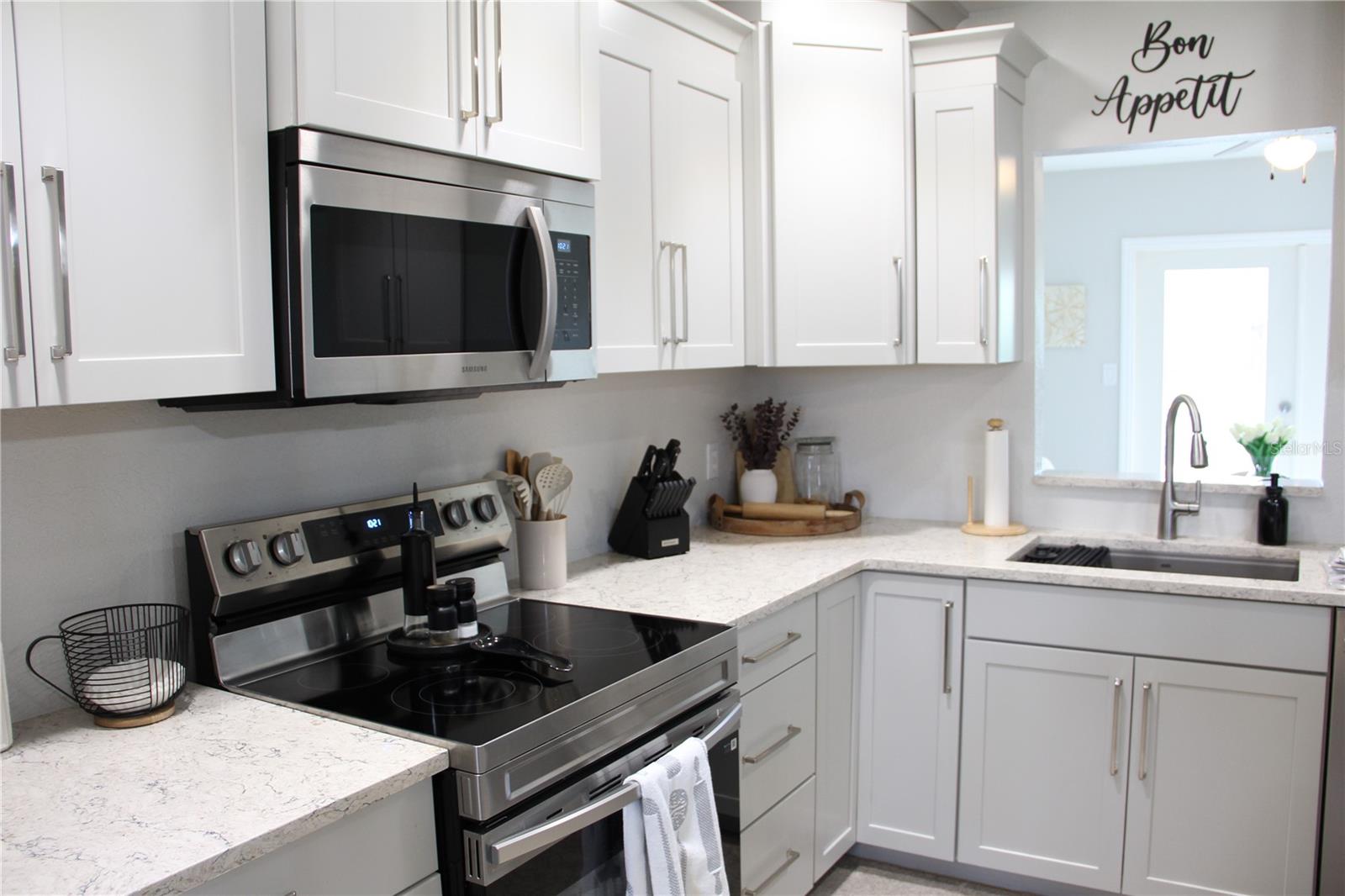 WYCHEWOOD SHORES - Residential