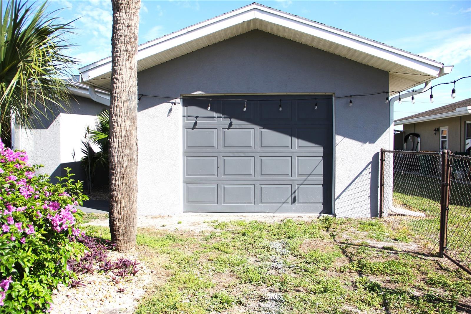 WYCHEWOOD SHORES - Residential