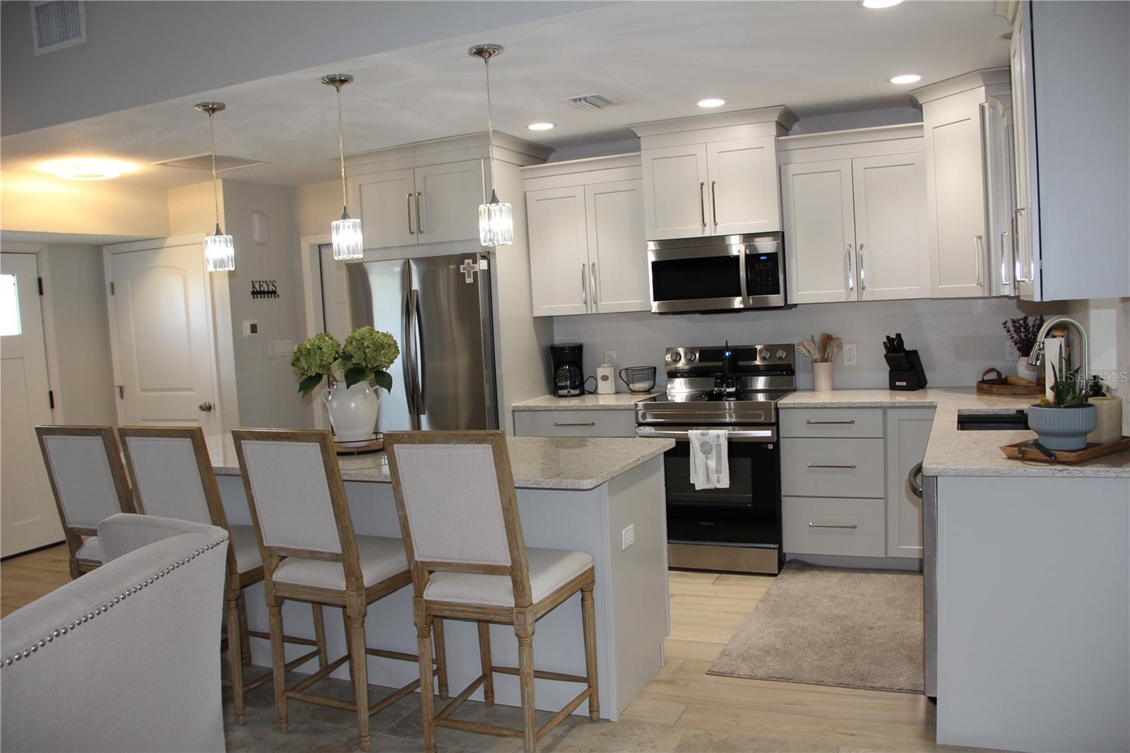 WYCHEWOOD SHORES - Residential