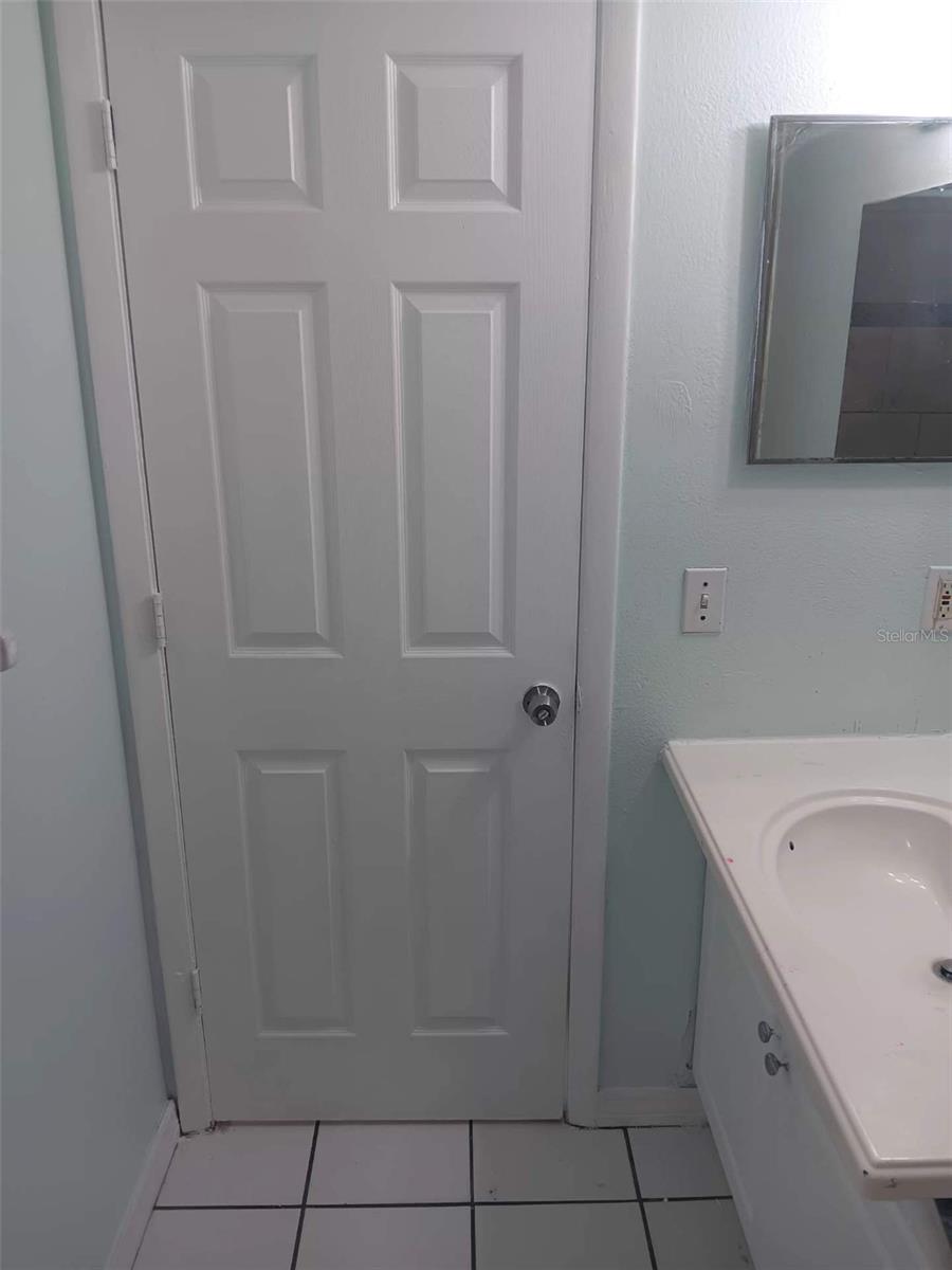 LENRAY HEIGHTS - Residential Lease