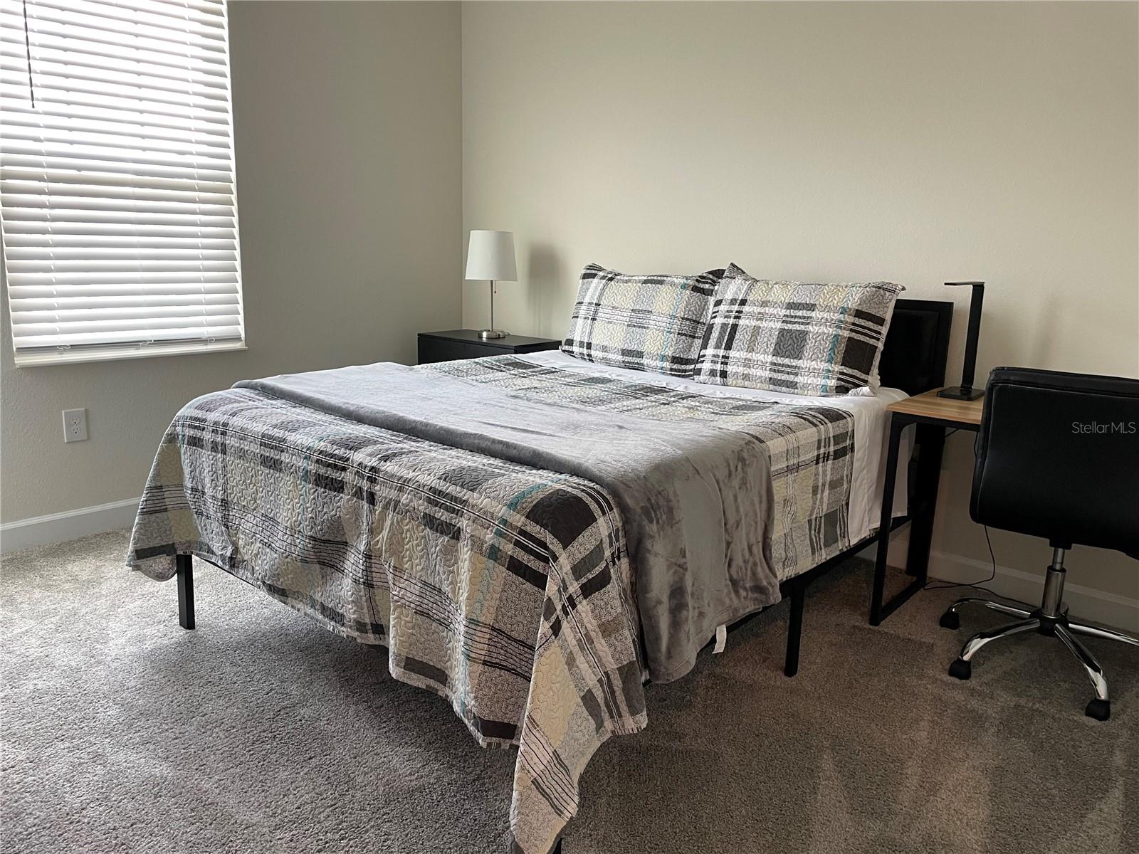 HANOVER LAKES PH 3 - Residential Lease