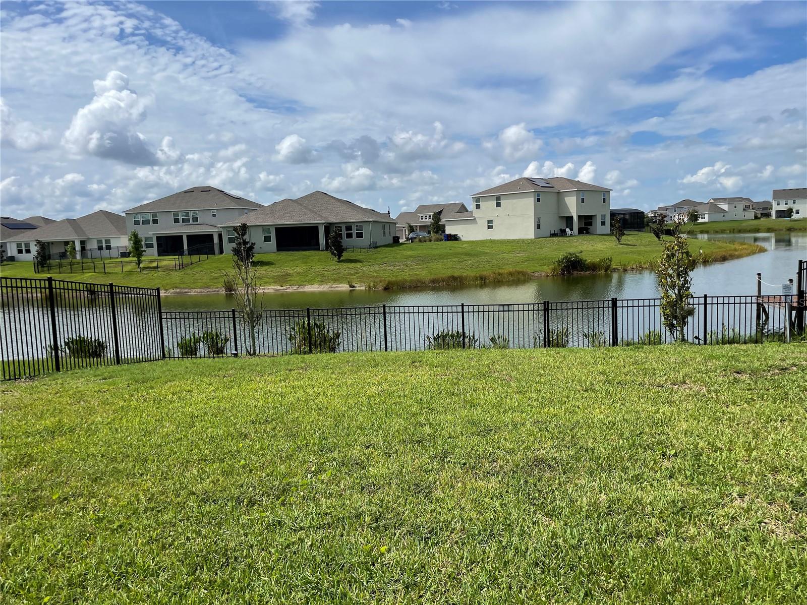 HANOVER LAKES PH 3 - Residential Lease