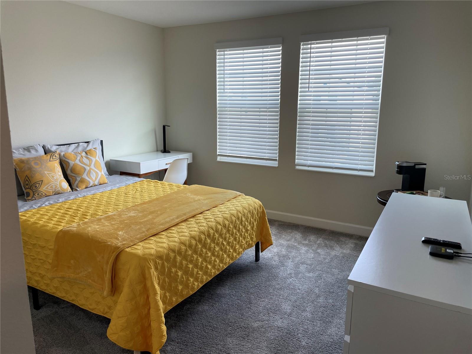 HANOVER LAKES PH 3 - Residential Lease