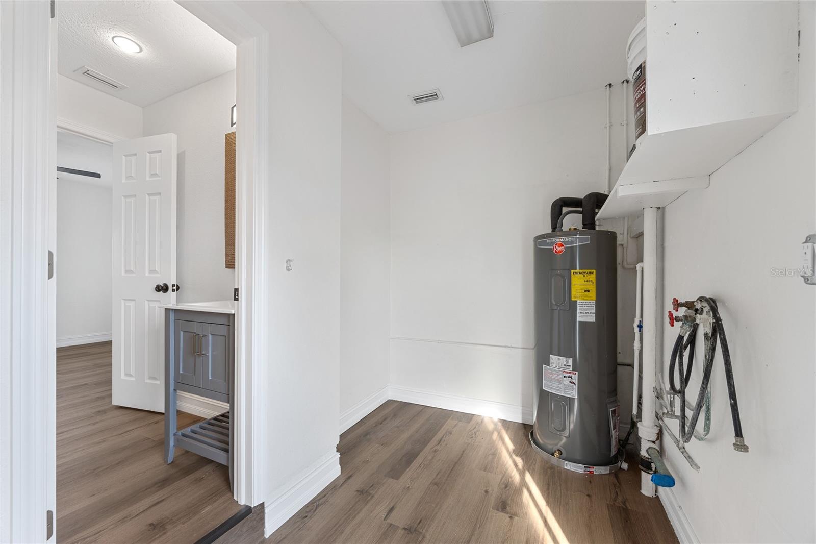 SHORE ACRES BUTTERFLY LAKE REP - Residential