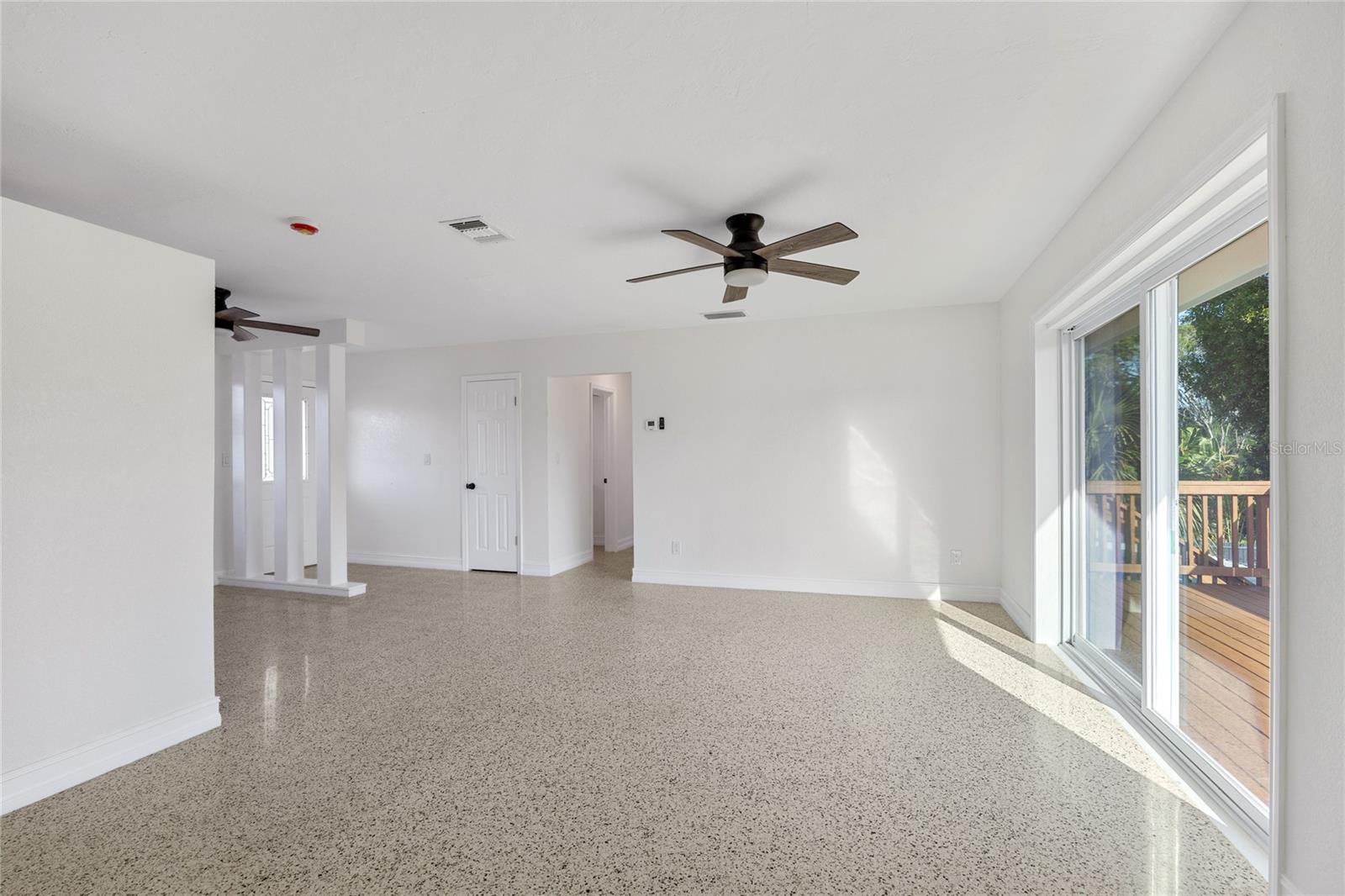 SHORE ACRES BUTTERFLY LAKE REP - Residential