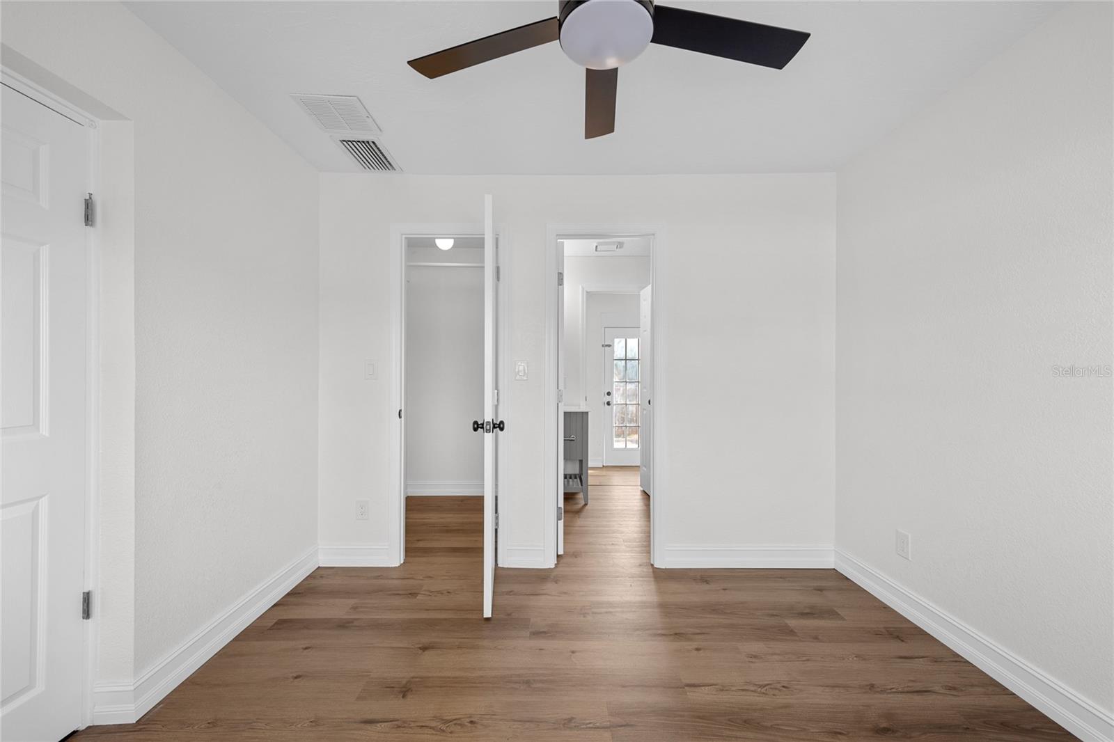 SHORE ACRES BUTTERFLY LAKE REP - Residential