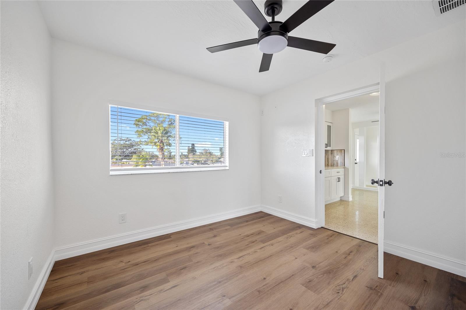 SHORE ACRES BUTTERFLY LAKE REP - Residential