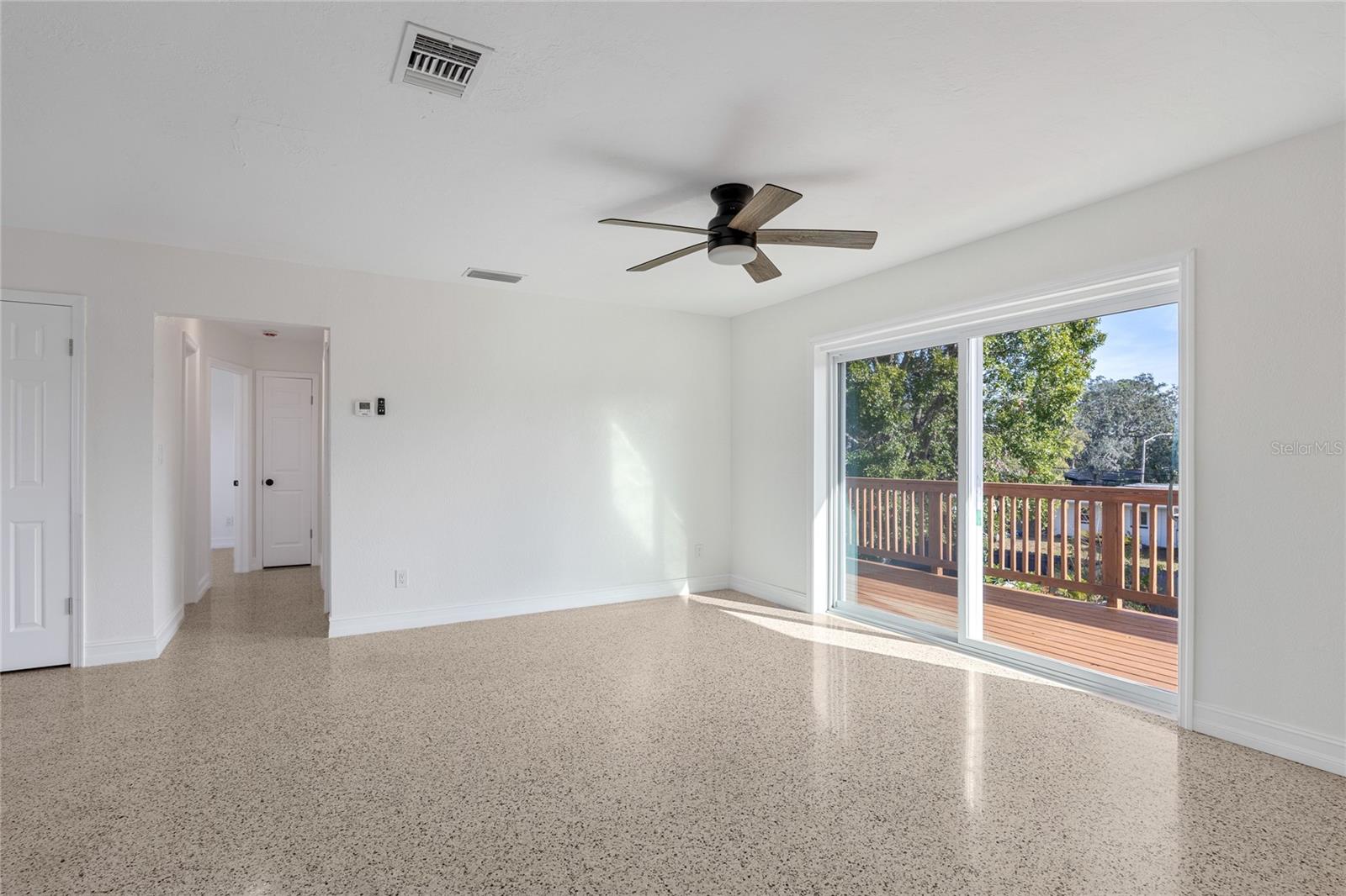 SHORE ACRES BUTTERFLY LAKE REP - Residential