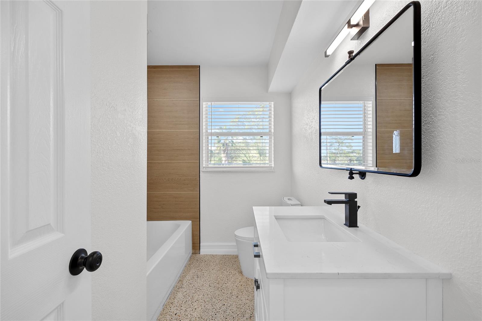 SHORE ACRES BUTTERFLY LAKE REP - Residential