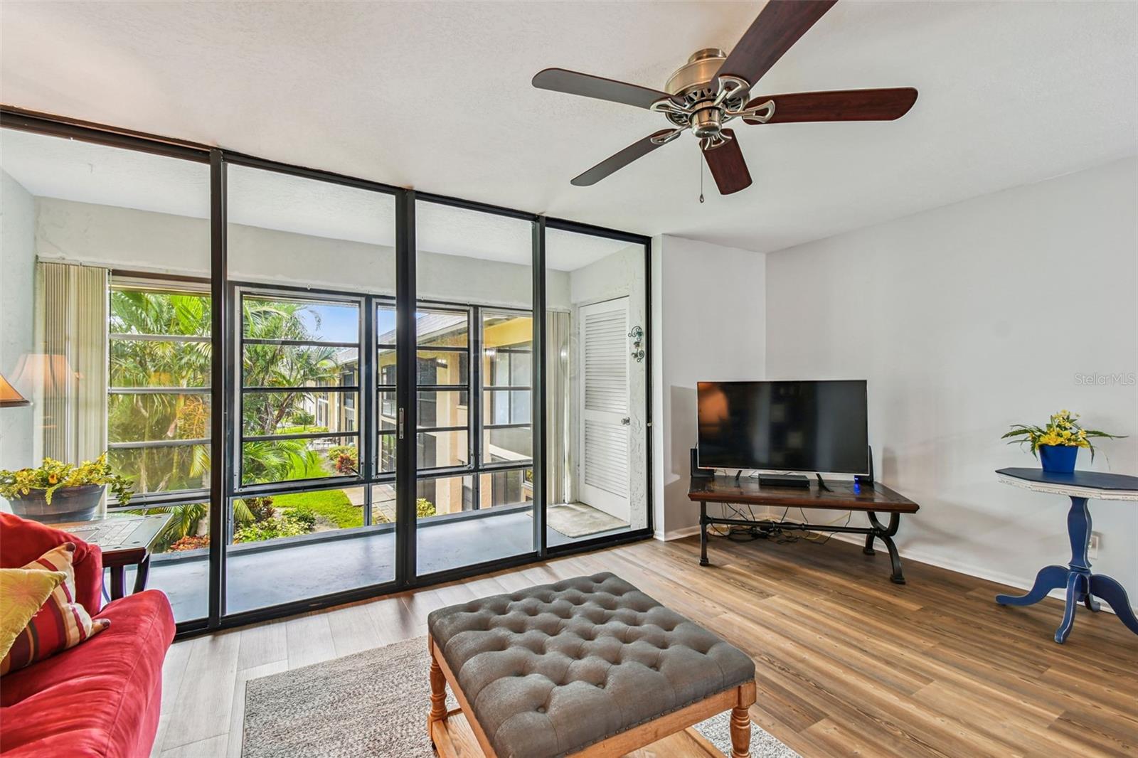 VILLAS DE GOLF CONDO - Residential