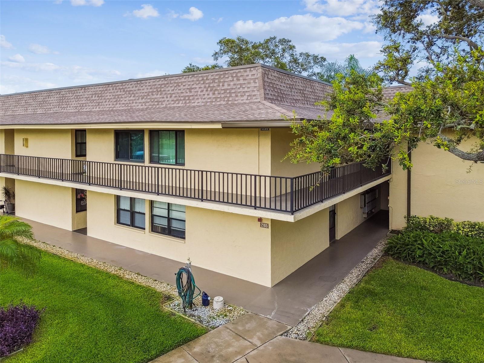 VILLAS DE GOLF CONDO - Residential