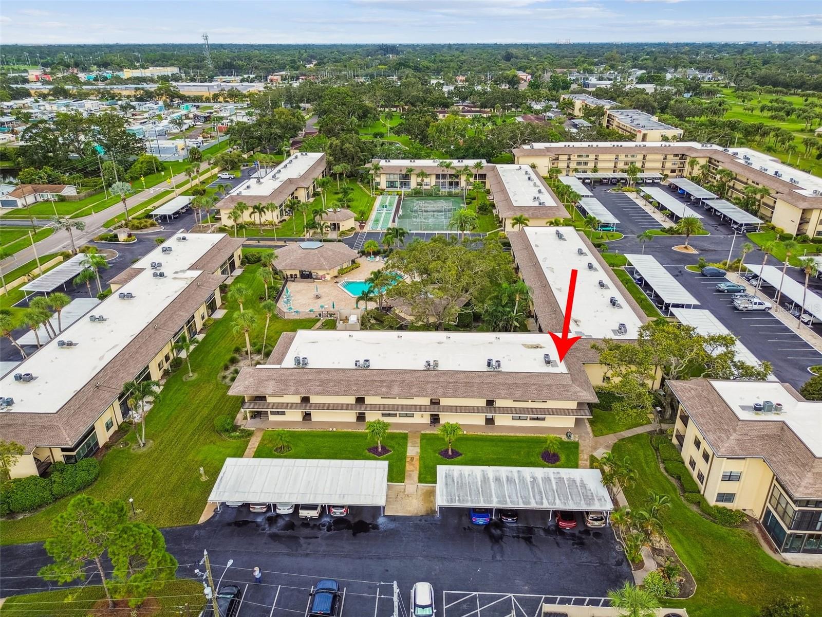 VILLAS DE GOLF CONDO - Residential