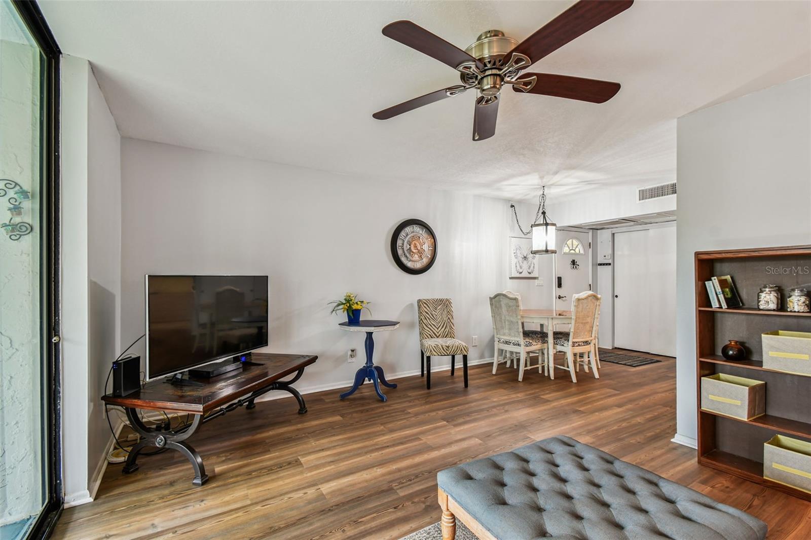 VILLAS DE GOLF CONDO - Residential
