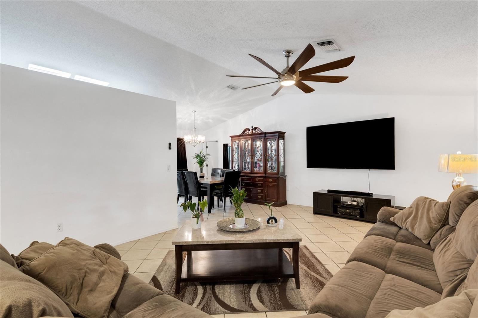 LIONSHEAD PH I - Residential