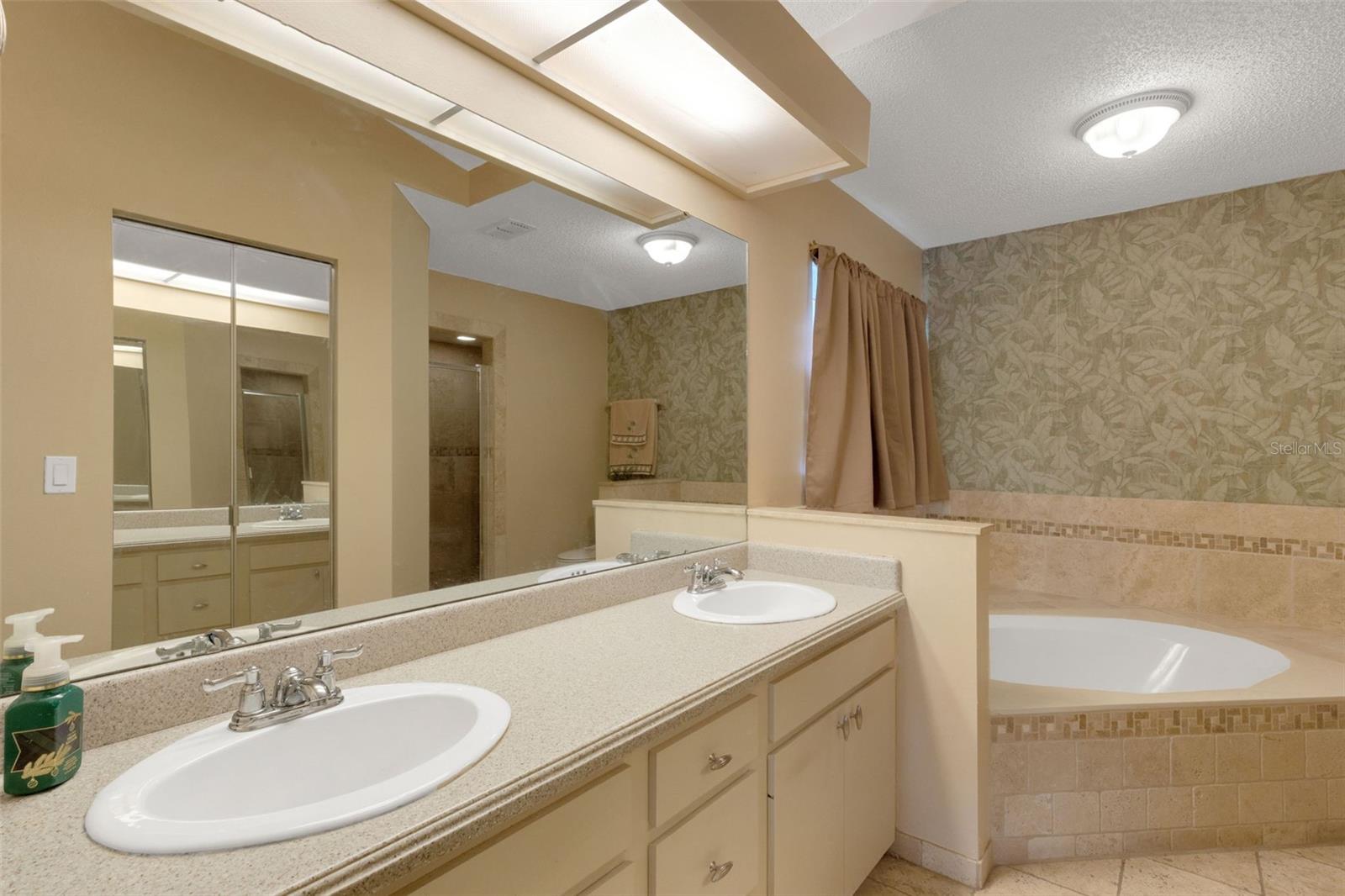 LIONSHEAD PH I - Residential