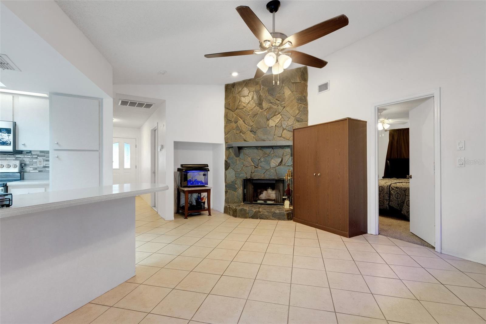 LIONSHEAD PH I - Residential