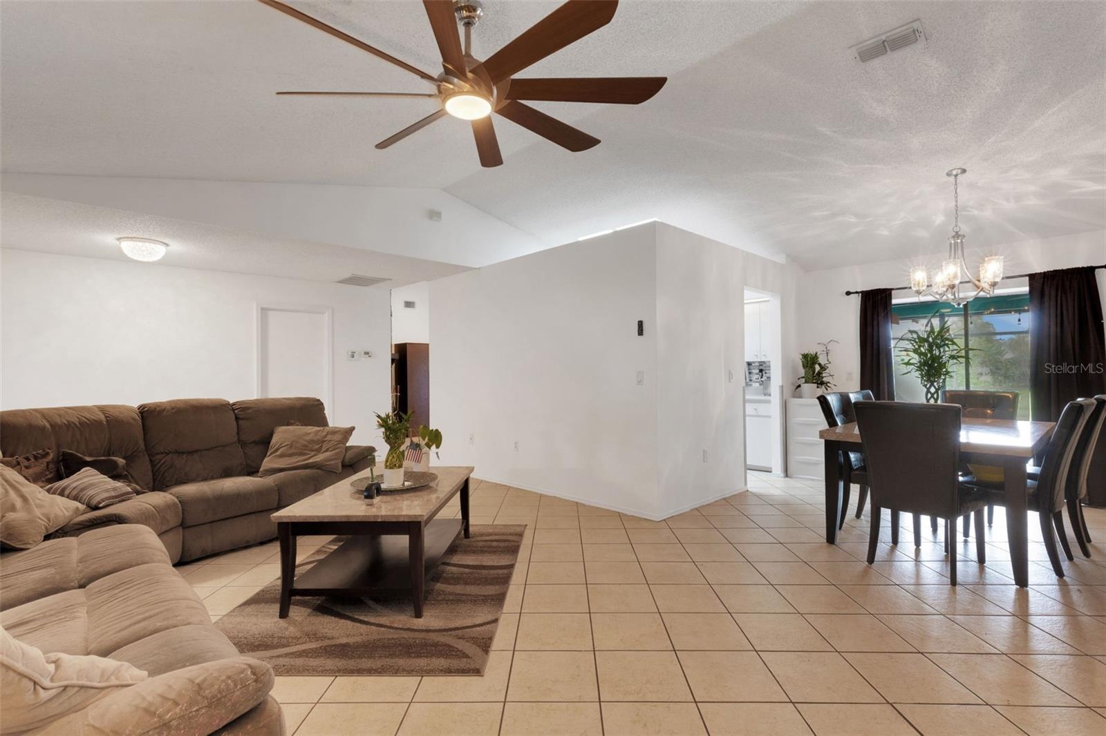 LIONSHEAD PH I - Residential