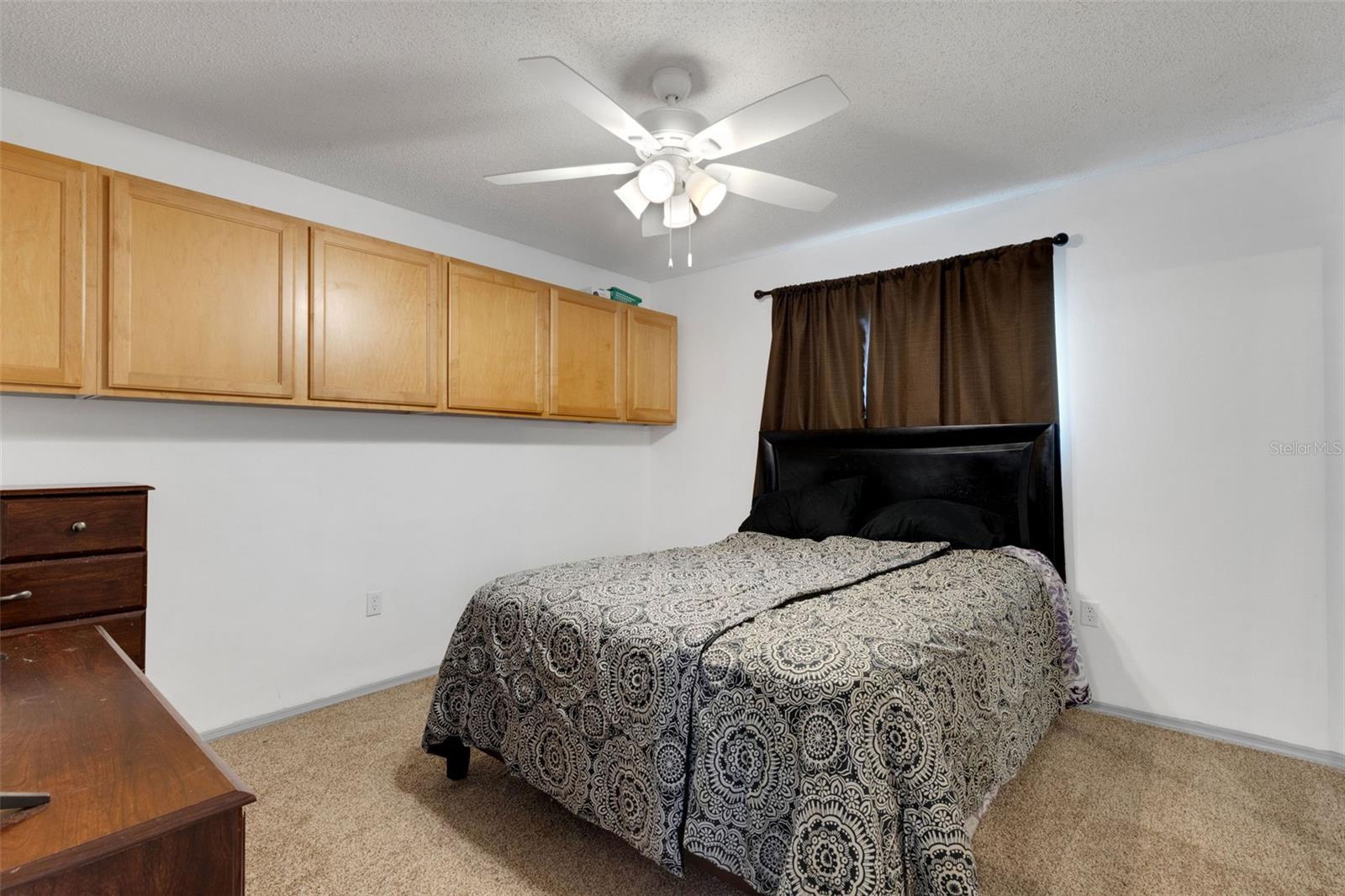 LIONSHEAD PH I - Residential