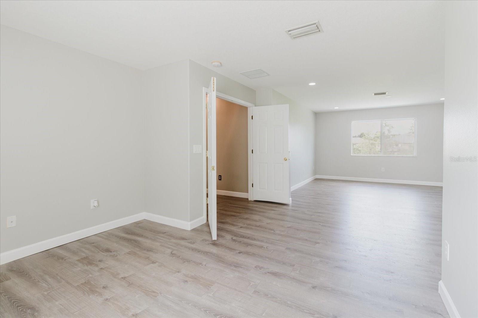 THOUSAND OAKS EAST PH 02 & 03 - Residential