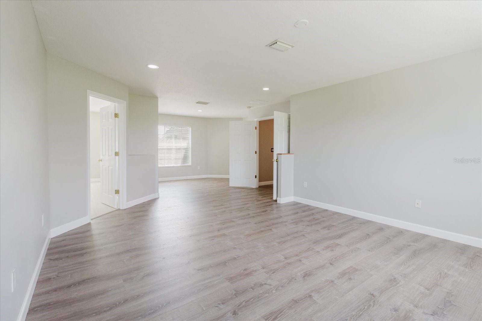 THOUSAND OAKS EAST PH 02 & 03 - Residential
