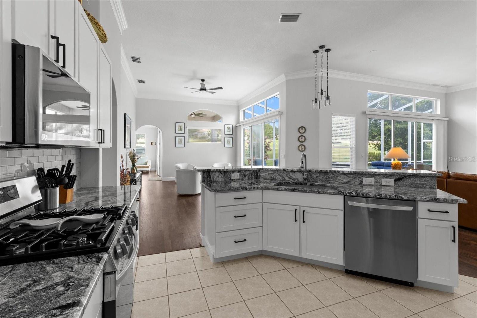 TERRA VISTA - HILLSIDE SOUTH - Residential