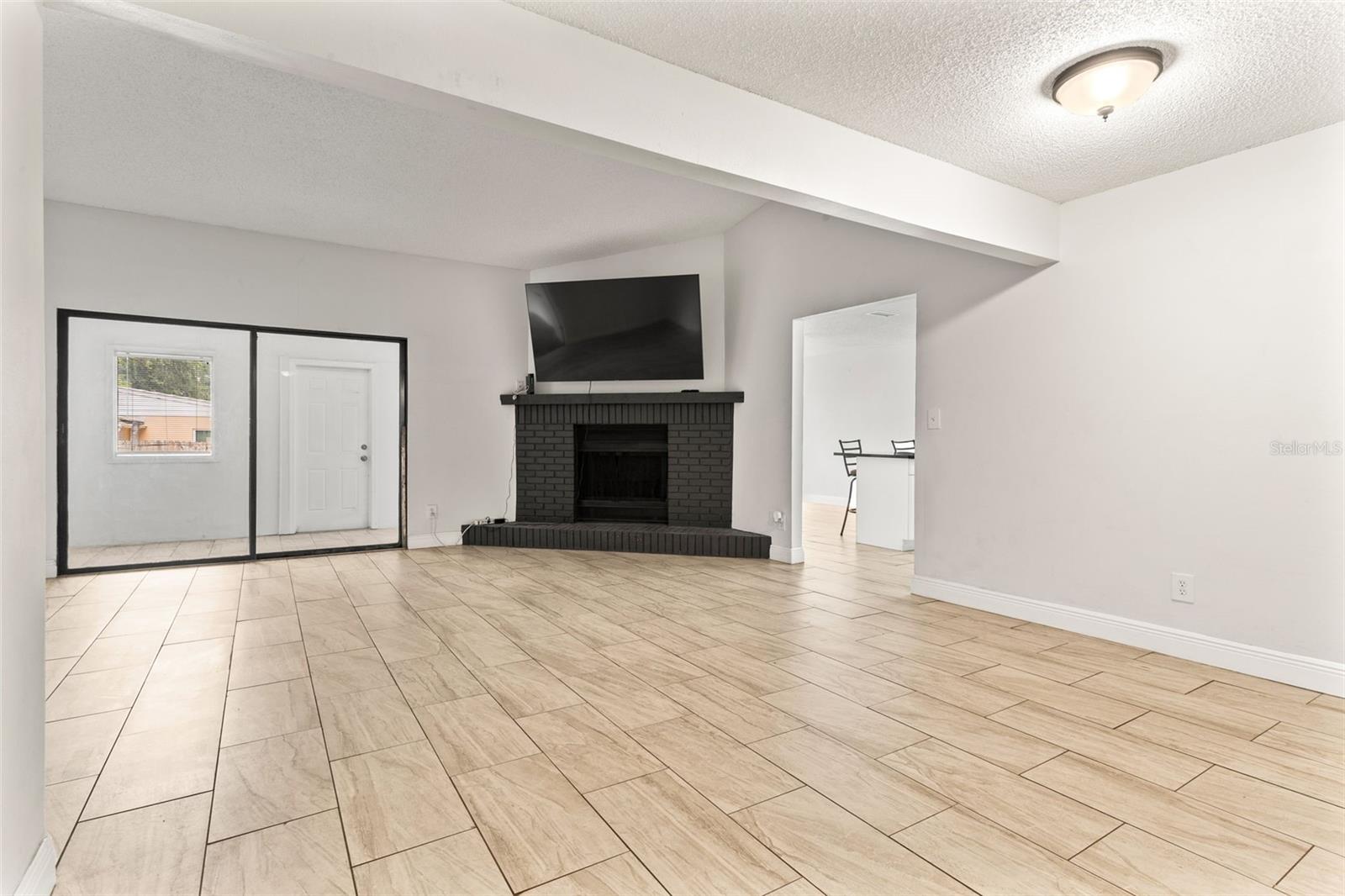 OAK HILLS REP - Residential Lease