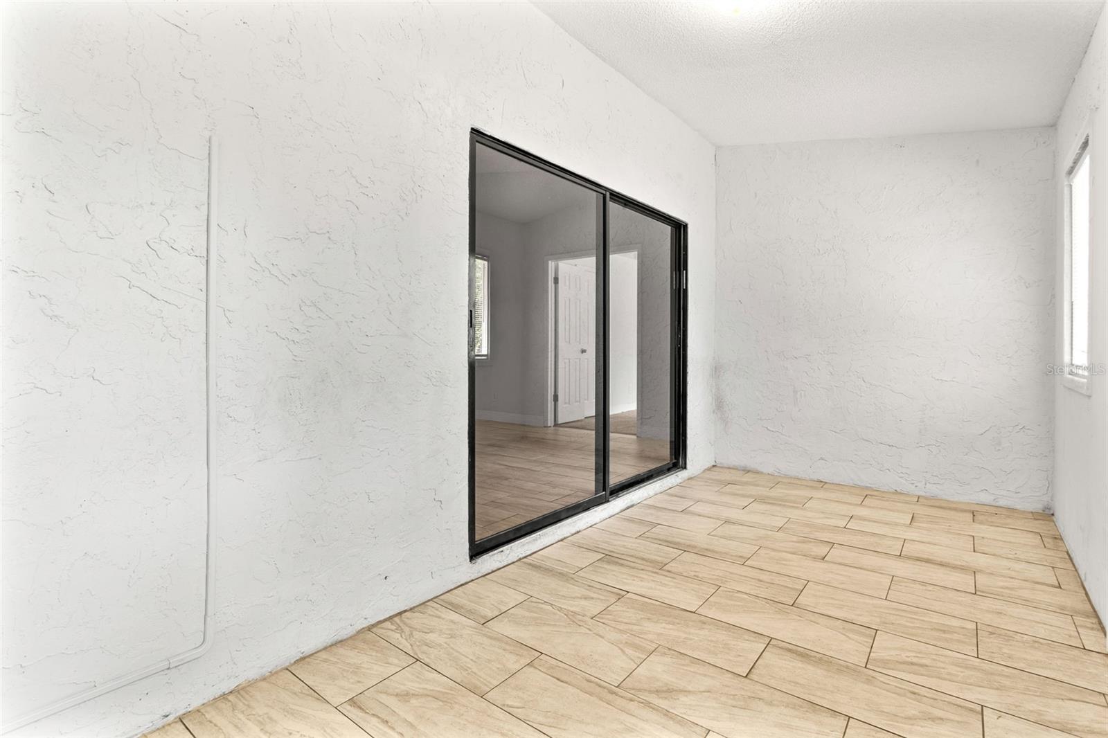 OAK HILLS REP - Residential Lease