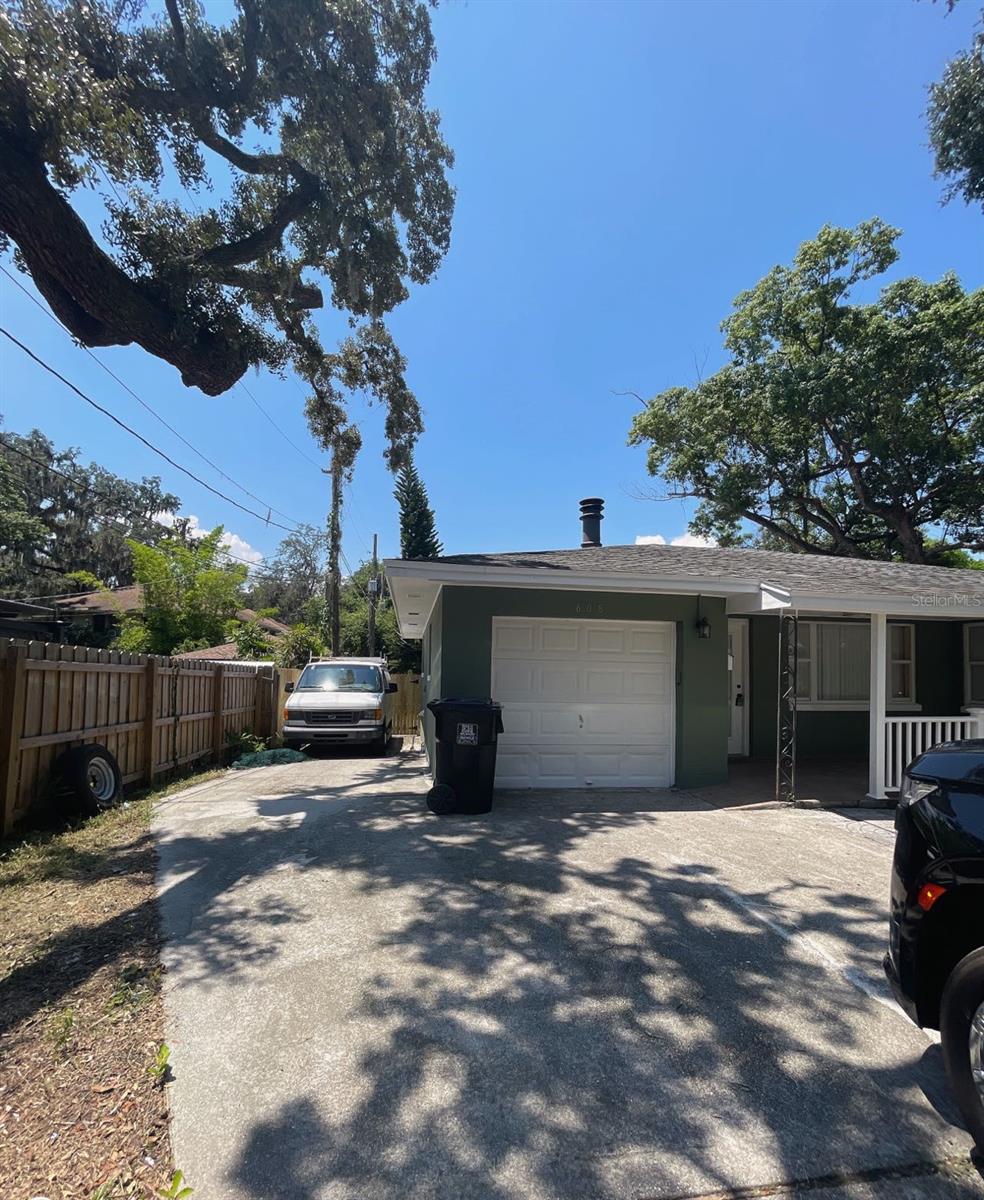 608 N SUMMERLIN AVENUE