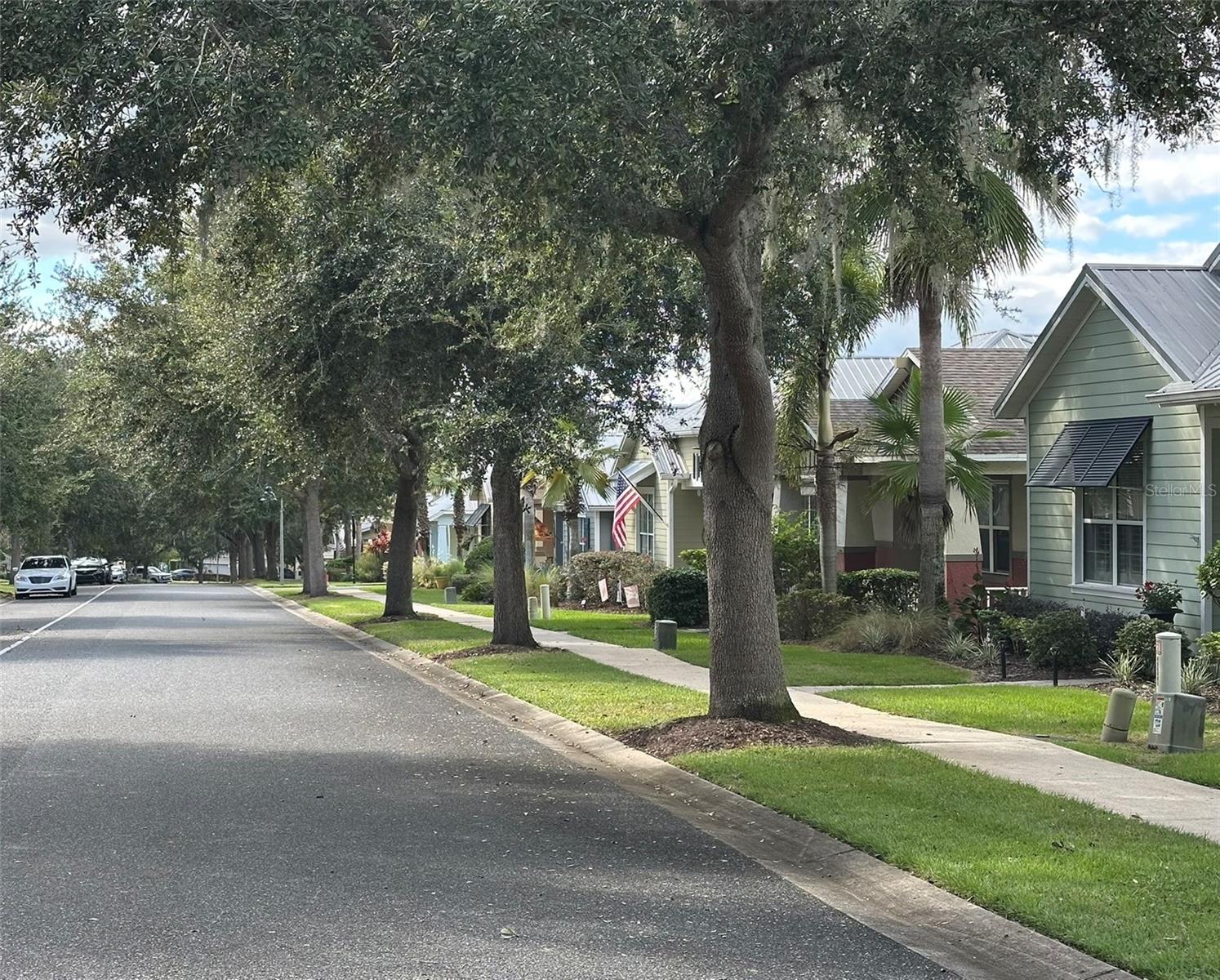 TAVARES ETOWAH PH 01 - Residential Lease