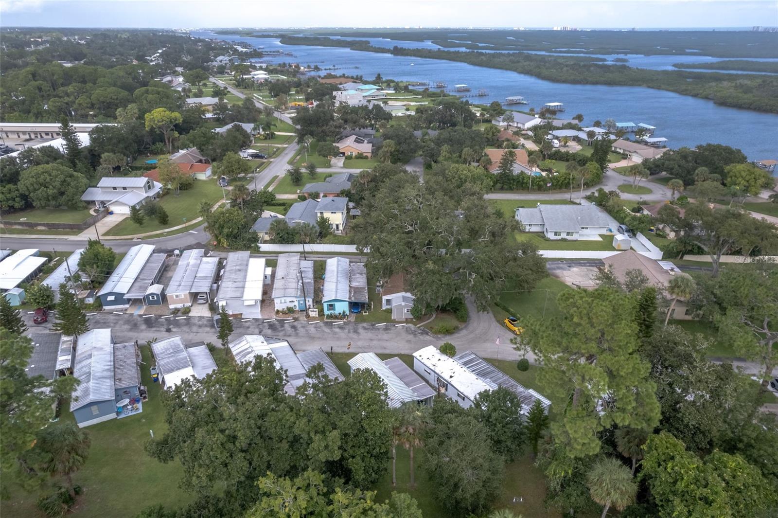 FRIENDLY SHORES COOP - Residential