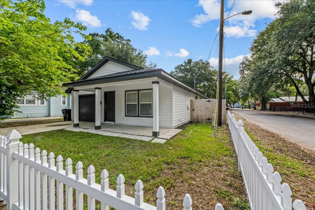415 NW 10TH STREET