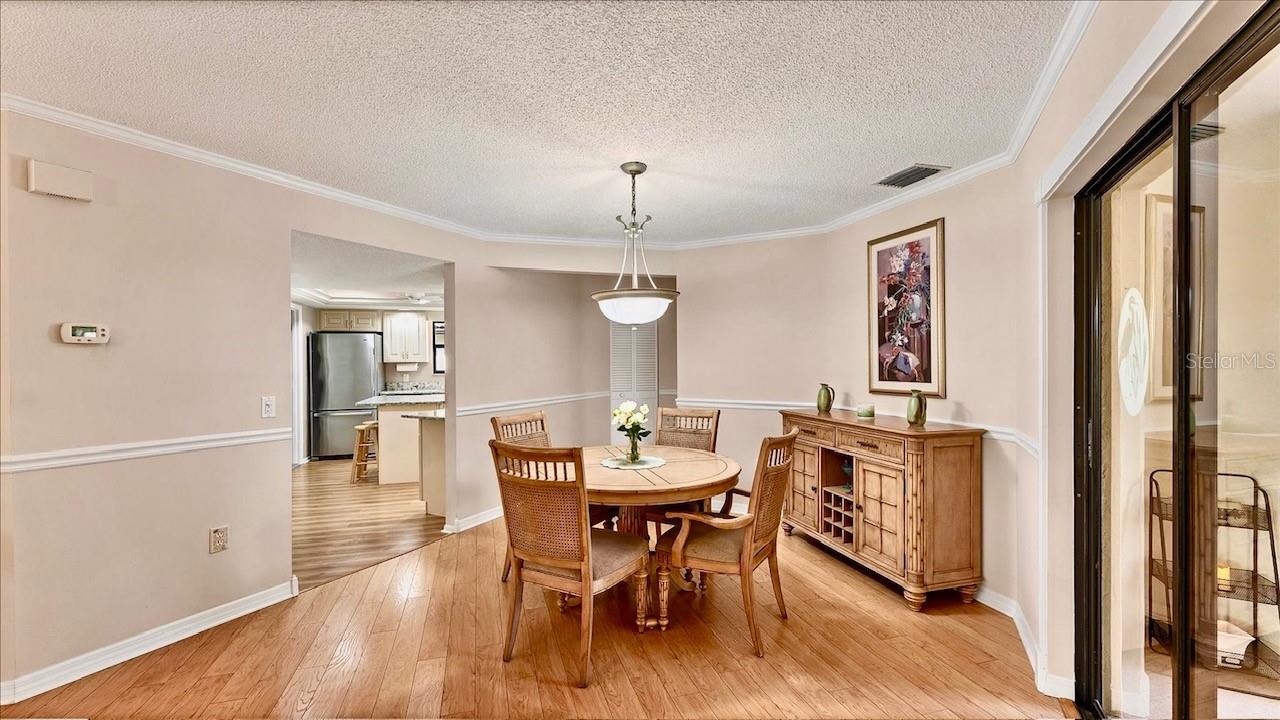 270 LAUREL HOLLOW DRIVE 34