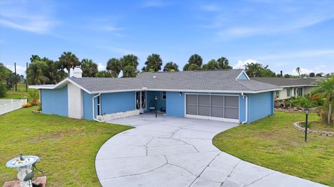 Photo of 12 Golfview Court, Rotonda West, FL 33947 (MLS # D6147006)