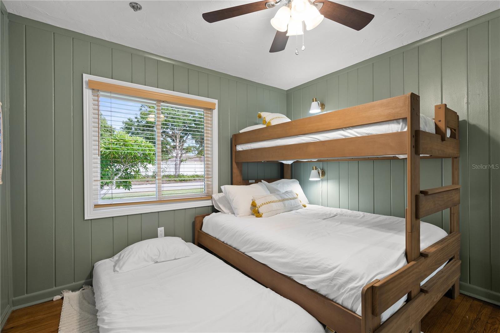 SHORE ACRES HEIGHTS - Residential