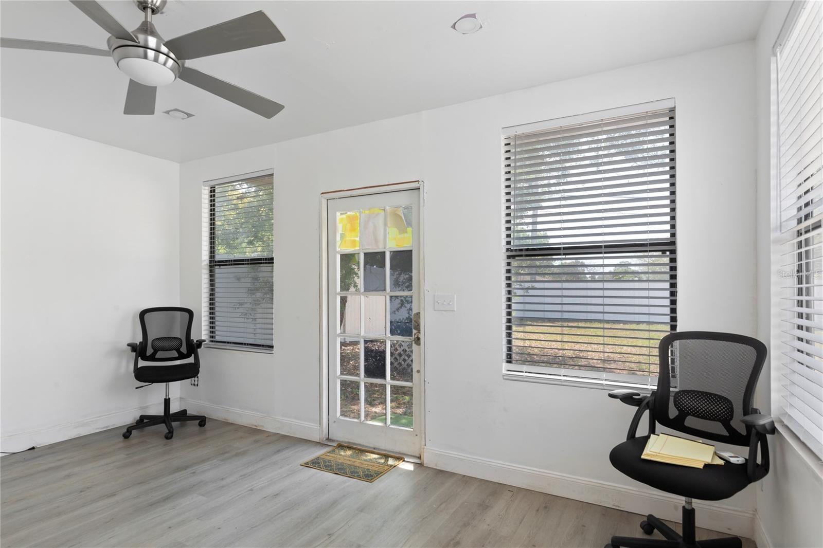 FAIRLAWN ESTATES 1ST ADD - Residential