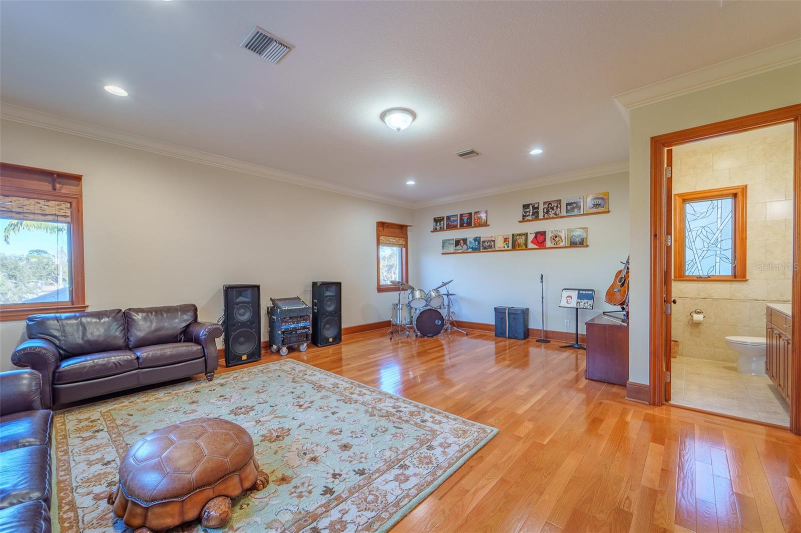 ENGLEWOOD GARDENS - Residential