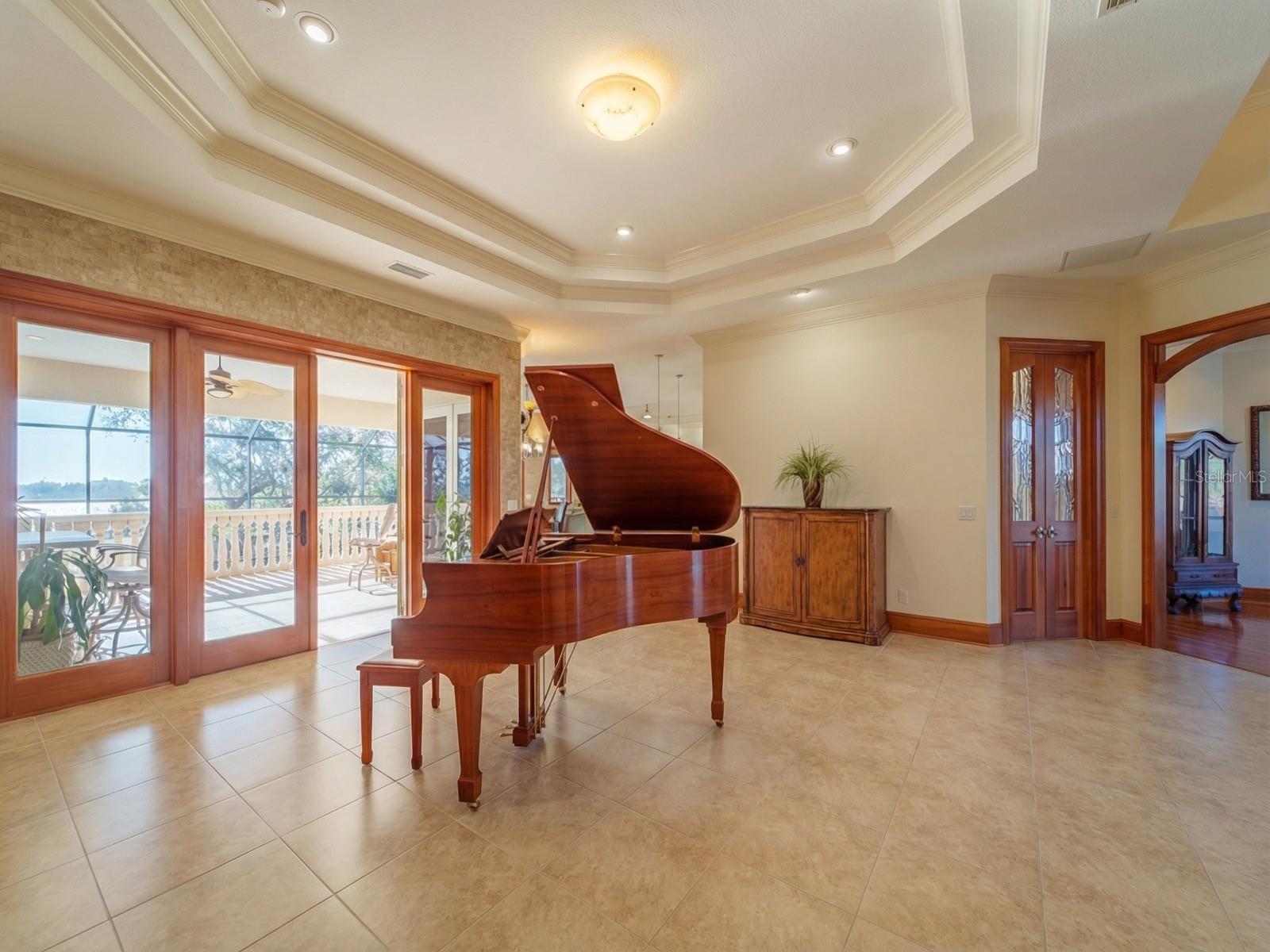 ENGLEWOOD GARDENS - Residential