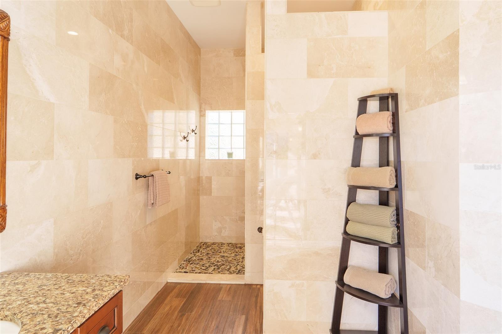 ENGLEWOOD GARDENS - Residential