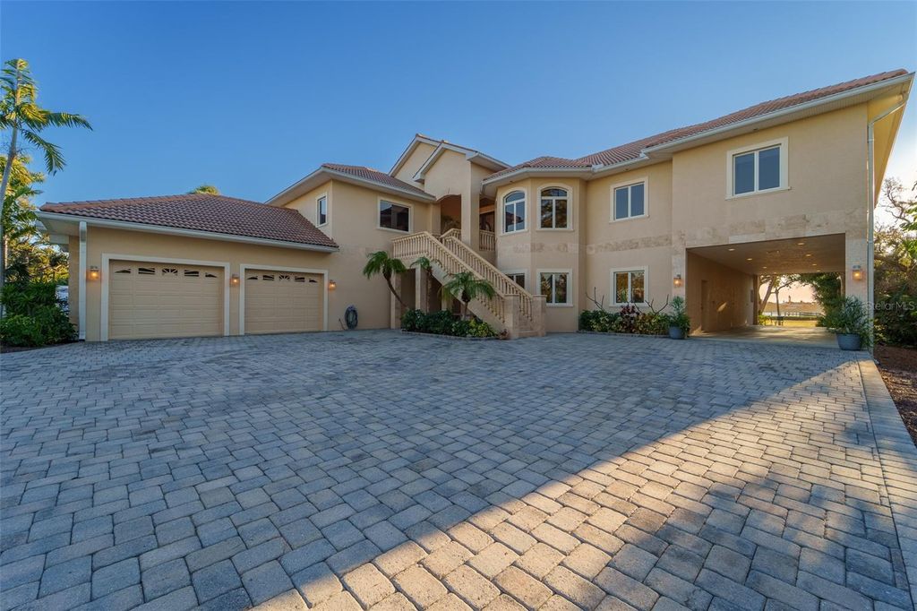 Photo of 1930 Bayshore Drive, Englewood, FL 34223 (MLS # A4666723)