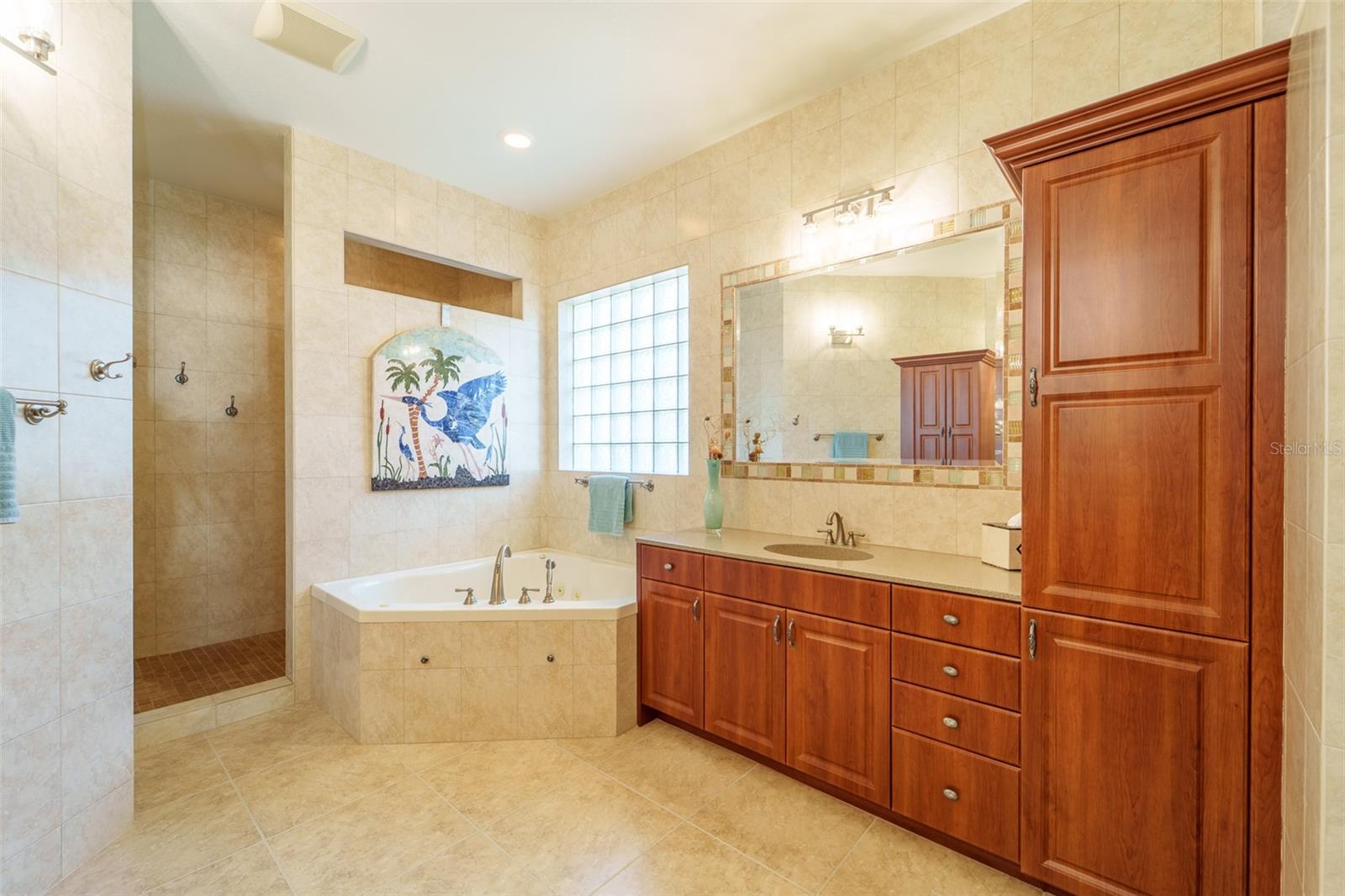 ENGLEWOOD GARDENS - Residential