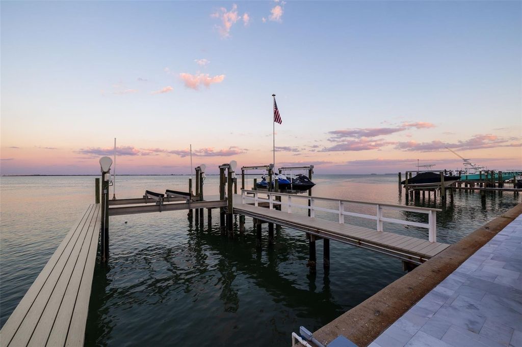 listing image 93