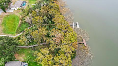 A home in EUSTIS