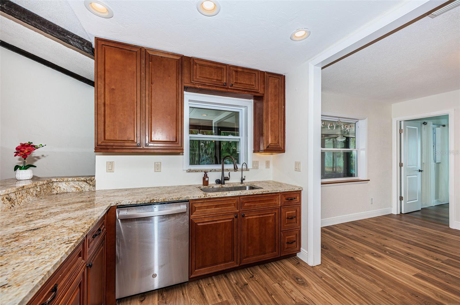 RIDGEWOOD RIVIERA - Residential