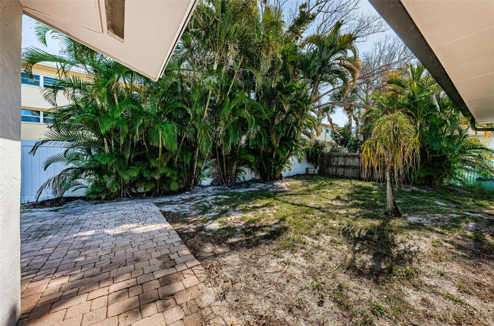 RIDGEWOOD RIVIERA - Residential