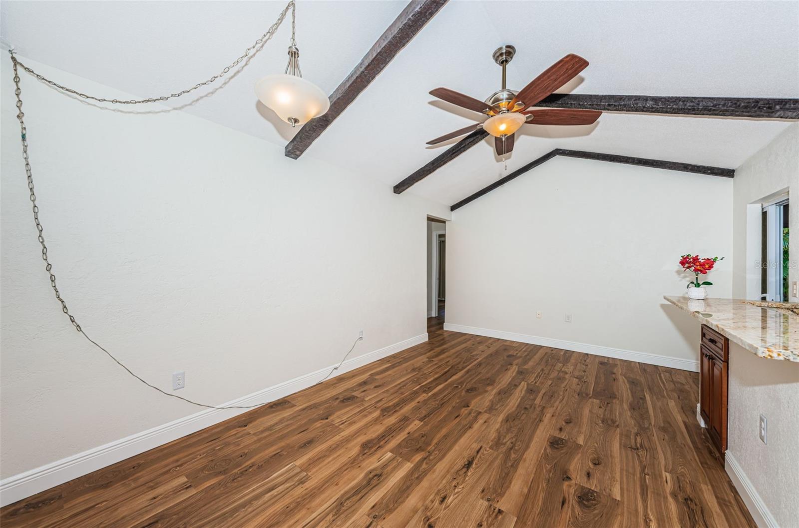 RIDGEWOOD RIVIERA - Residential