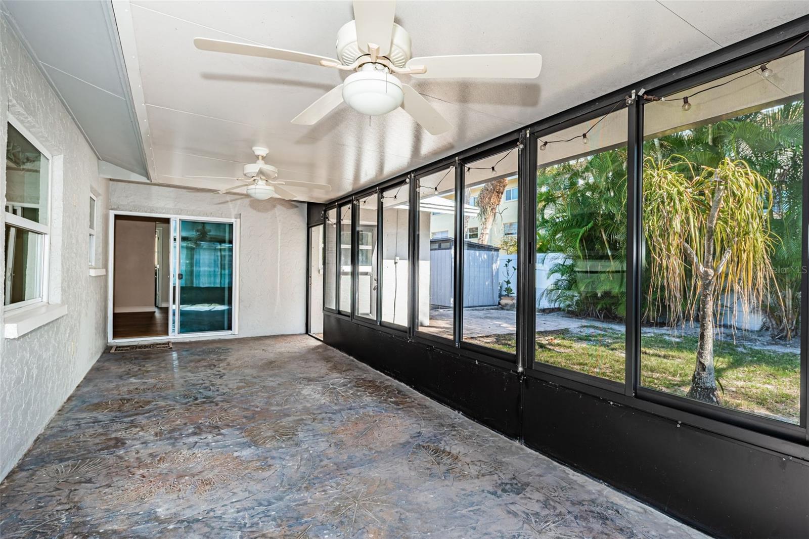 RIDGEWOOD RIVIERA - Residential