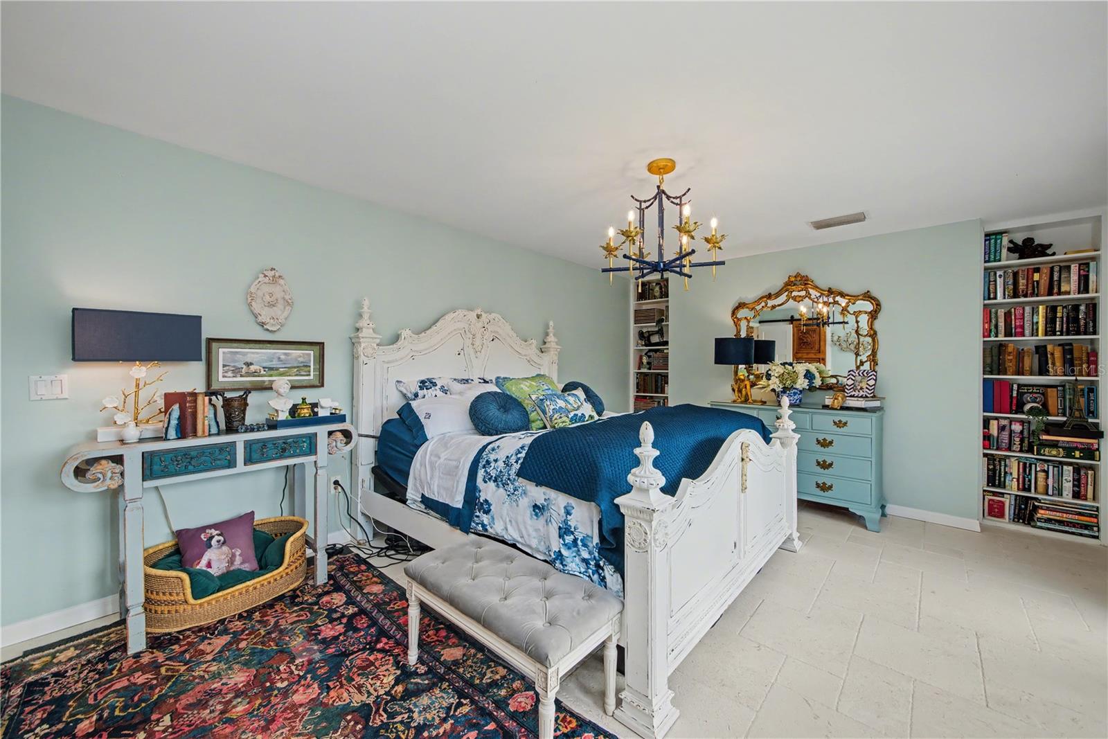 PHILLIPPI SHORES - Residential