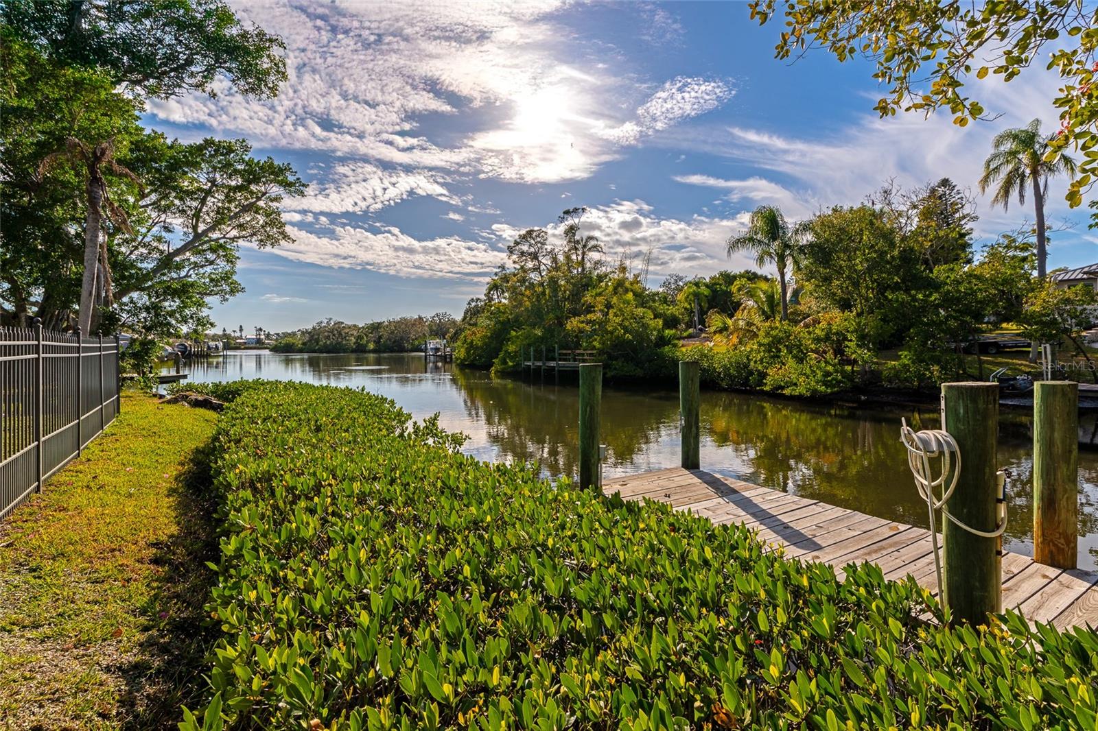 PHILLIPPI SHORES - Residential